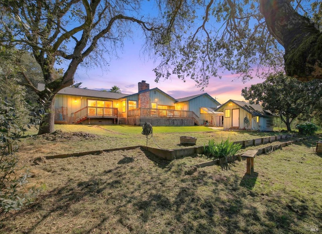 House in Petaluma, California, United States 1 - 17330879
