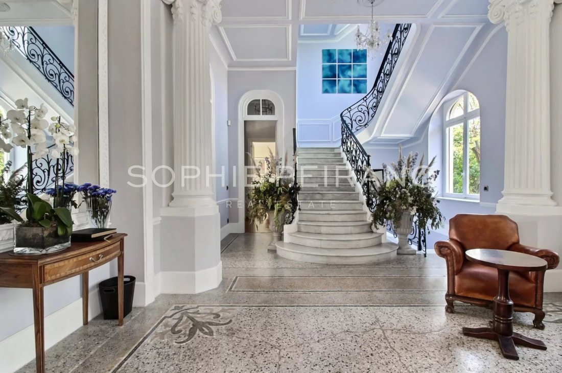 Villa in Cannes, Provence-Alpes-Côte d'Azur, France 4 - 17332135