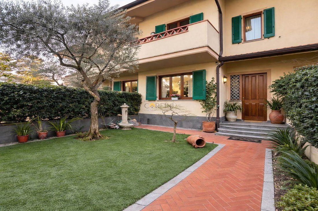 Villa in Center, Forte dei Marmi, Tuscany 1 - 17331376