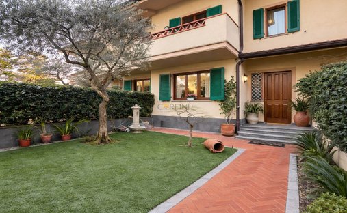 Villa in Center, Forte dei Marmi, Tuscany 1