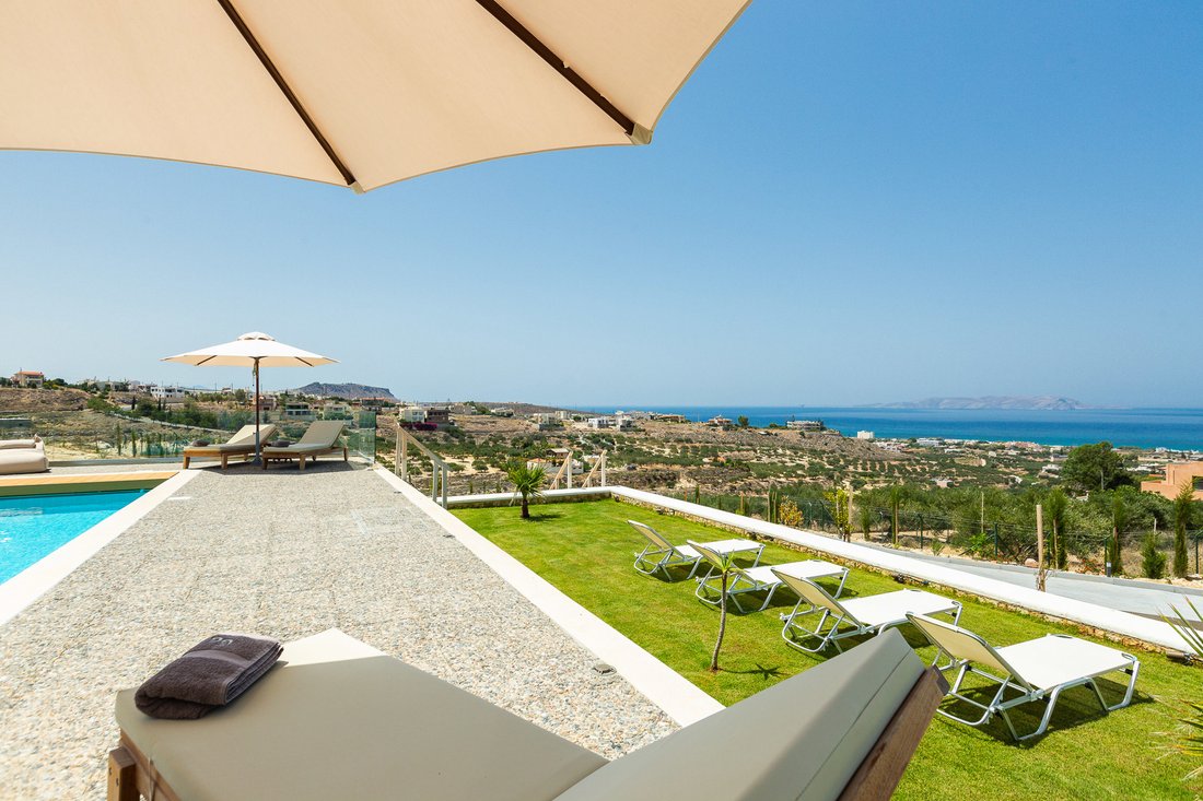 Villa in Community of Kato Vathia, Gouves, Greece 2 - 17331670
