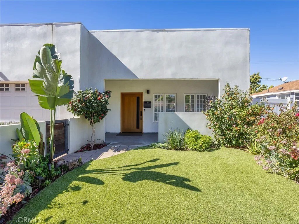 House in Burbank, California, United States 1 - 17331493