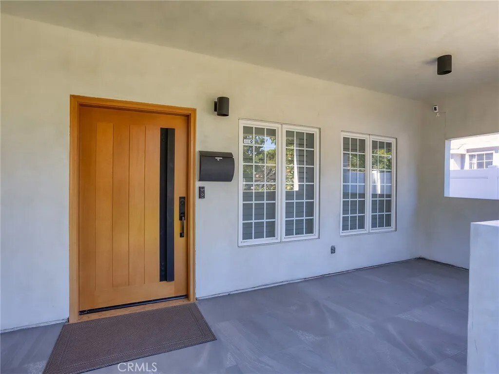 House in Burbank, California, United States 3 - 17331493