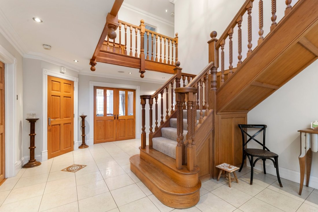 House in Brookwood, Woking, England 2 - 17332294