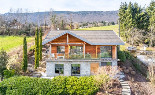 Villa in Sud, Saint-Jorioz, France 1