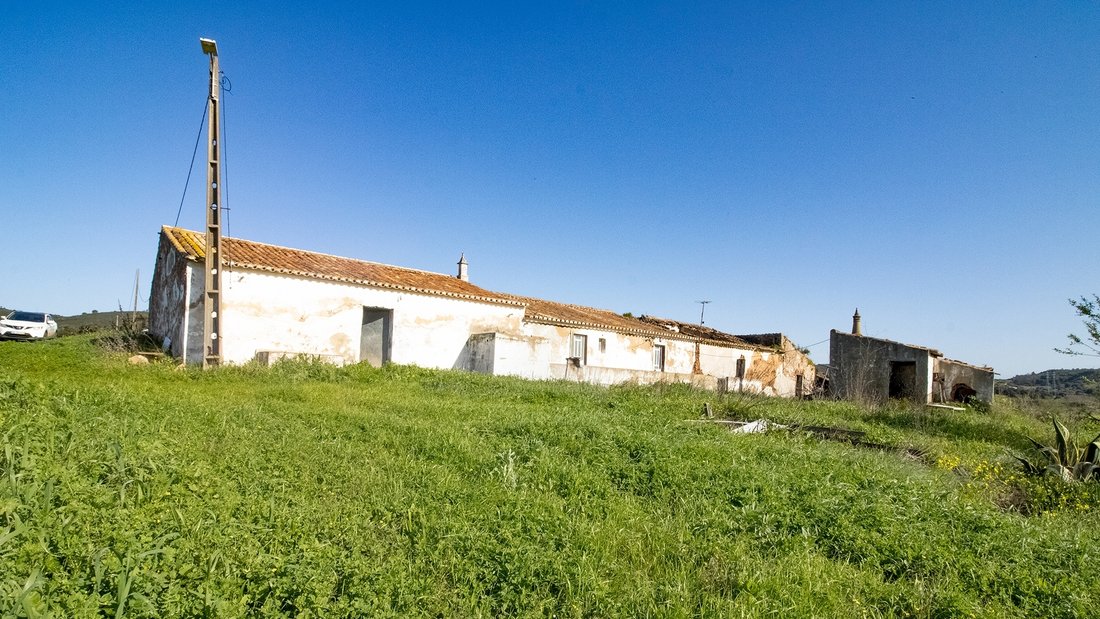 Land in Bensafrim e Barao de Sao Joao, Algarve, Portugal 2 - 10764303