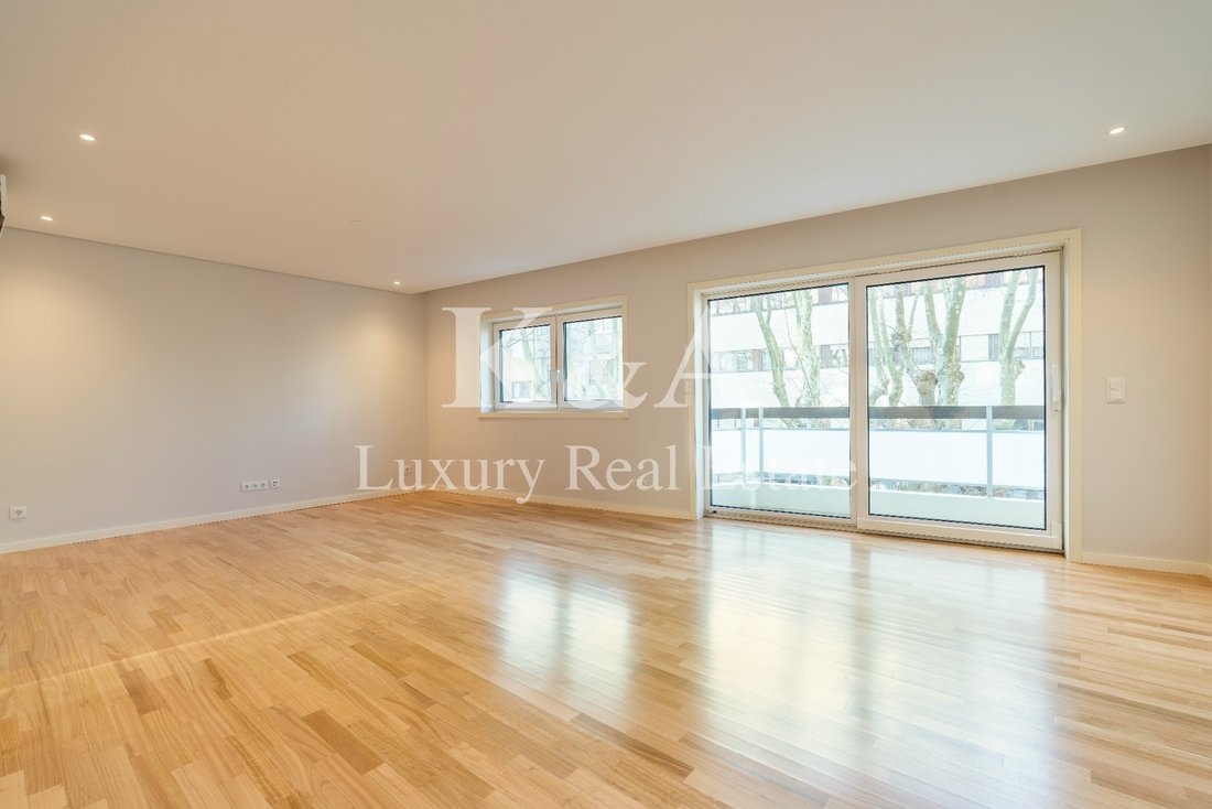 Apartment in Aldoar, Foz do Douro e Nevogilde, Porto District, Portugal 1 - 17331337
