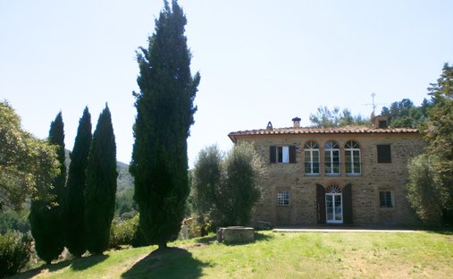 Villa in Chianni, Tuscany, Italy 1