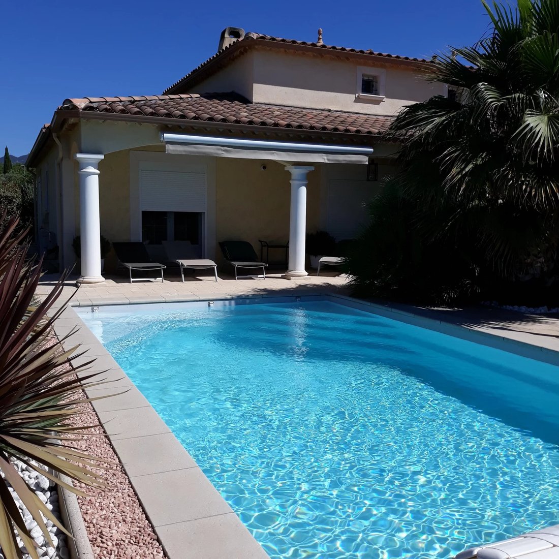 Villa in Aups, Provence-Alpes-Côte d'Azur, France 2 - 17331328
