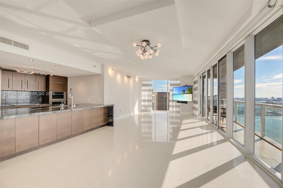 Condo in Miami, Florida, United States 4 - 17331260