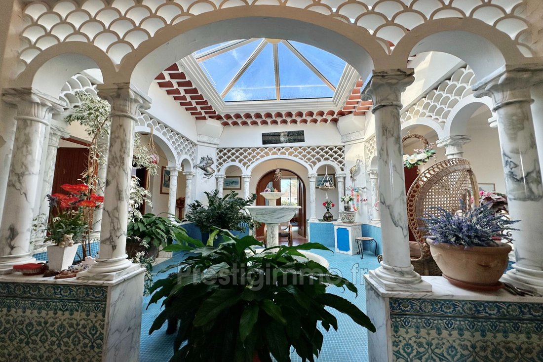 Villa in Nord, Roquefort-les-Pins, France 4 - 17332138