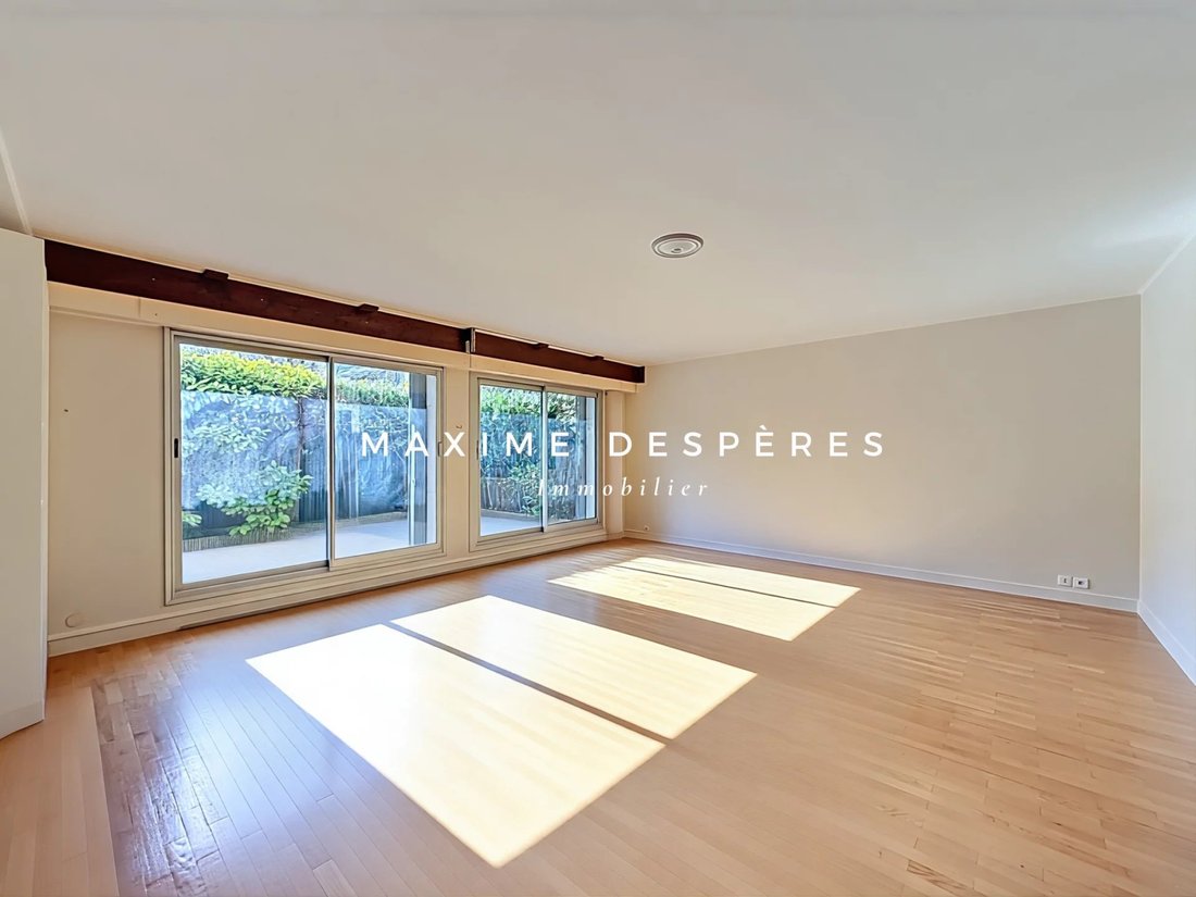 Apartment in Champerret-Berthier, Paris 17e Arrondissement, Paris 5 - 17331907