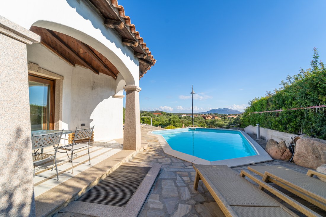 Villa in Olbia, Sardinia, Italy 5 - 17332402