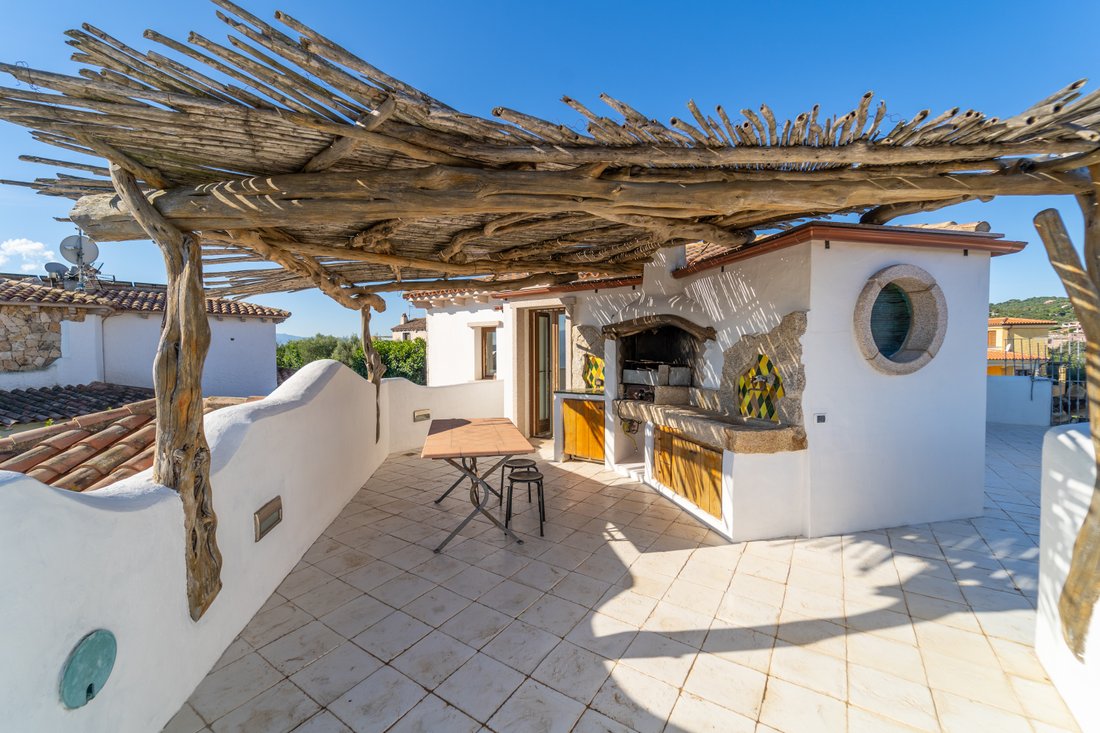 Villa in Olbia, Sardinia, Italy 3 - 17332402