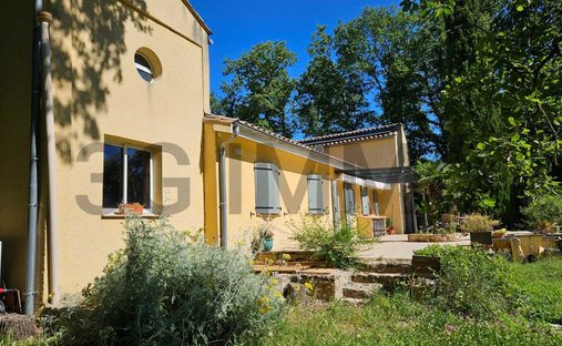 House in Uzès, Occitania, France 1