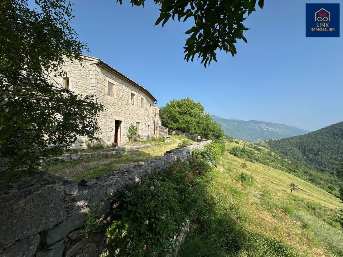 House in Bezaudun-sur-Bine, Auvergne-Rhône-Alpes, France 1 - 16985002