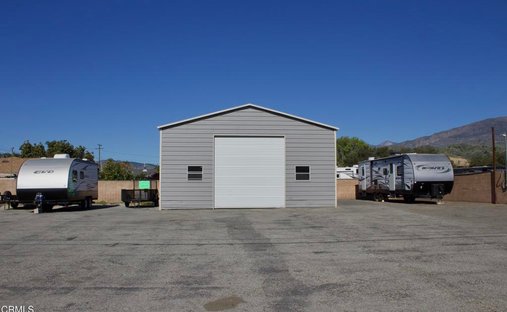 Land in Santa Paula, California, United States 1