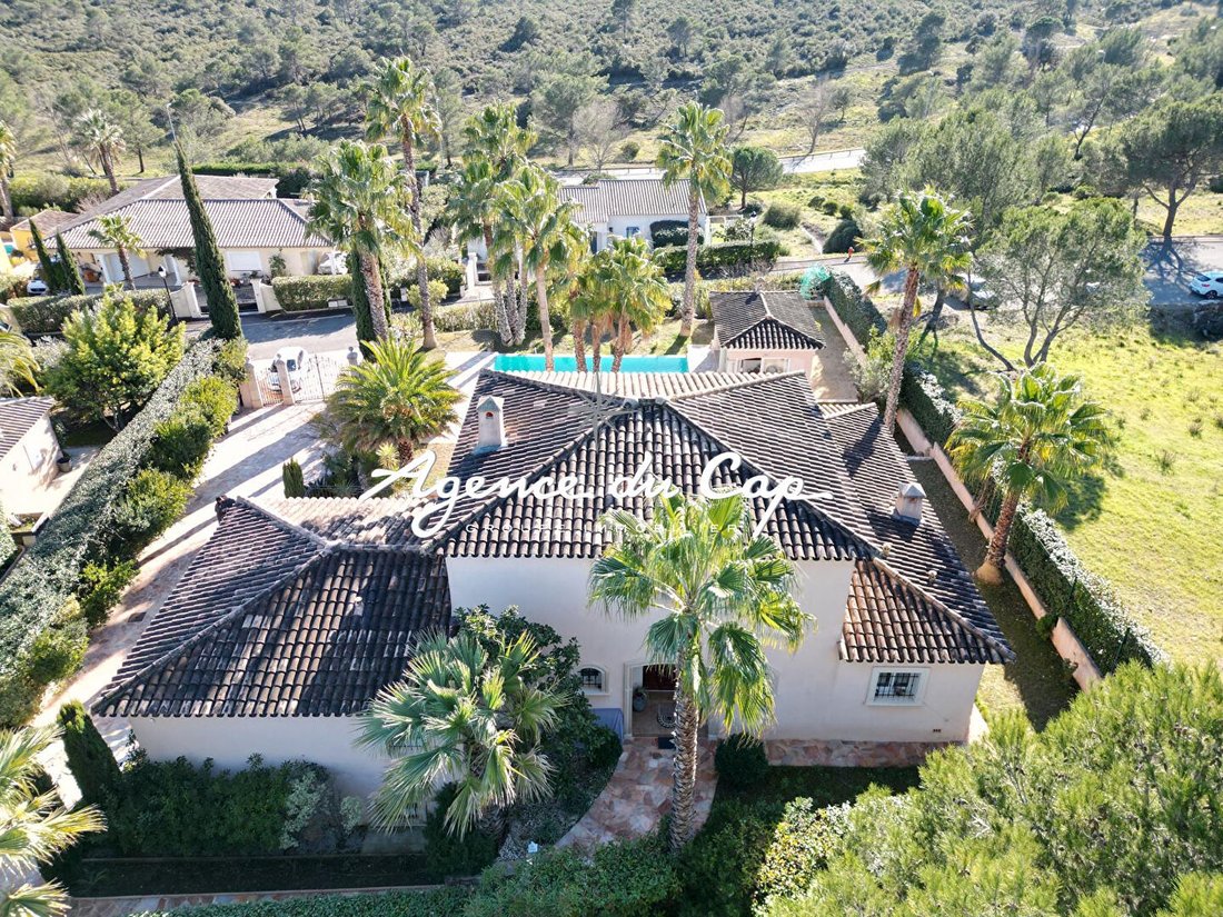 Villa in Le Dramont-Agay-Anthéor-Le Trayas, Saint-Raphaël, France 2 - 17335227