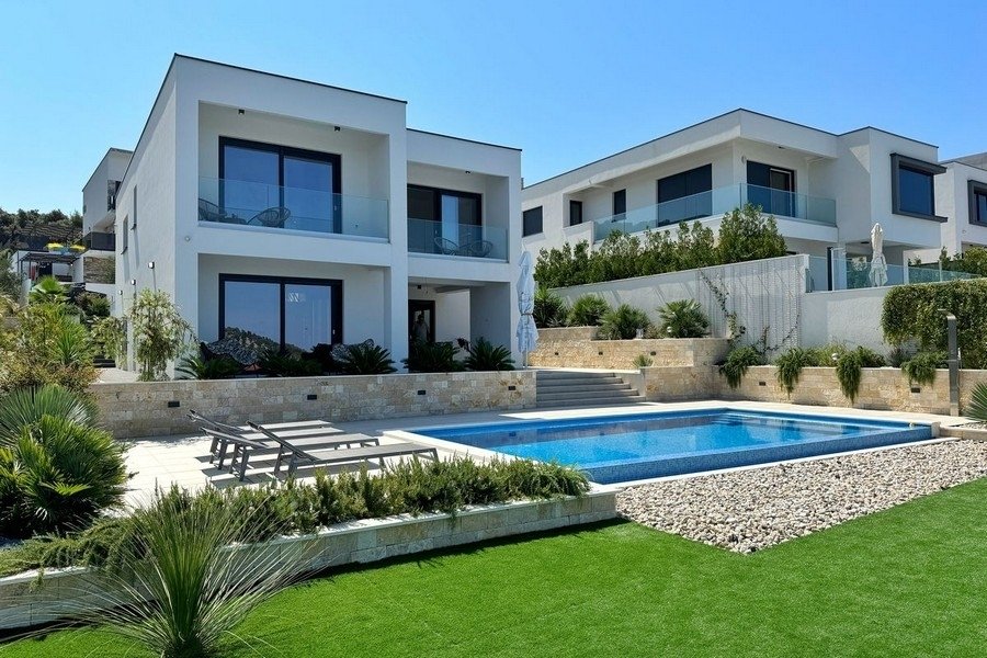 Villa in Rogoznica, Sibenik-Knin County, Croatia 1 - 17335343