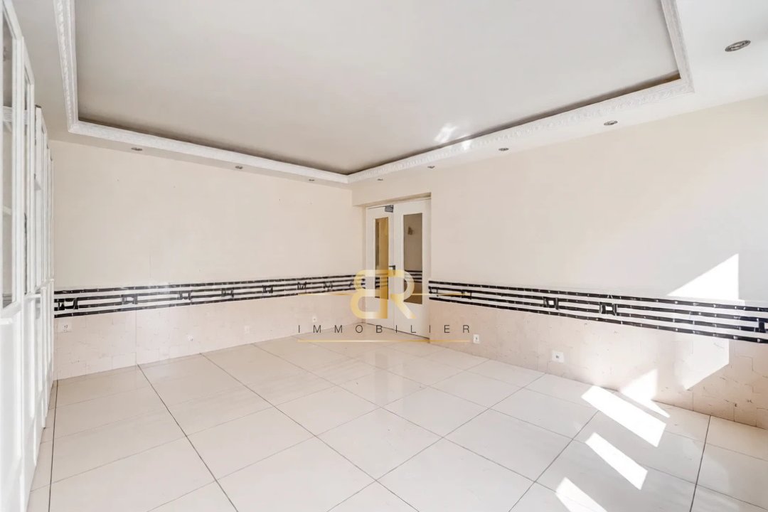 Apartment in Bois de Boulogne, Paris 16e Arrondissement, Paris 2 - 17334169