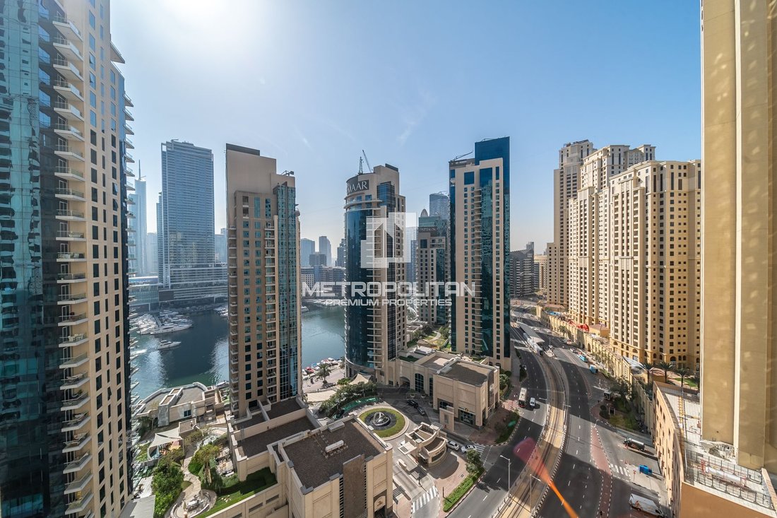 Apartment in Jumeirah Beach Residence, Dubai, United Arab Emirates 2 - 17332577