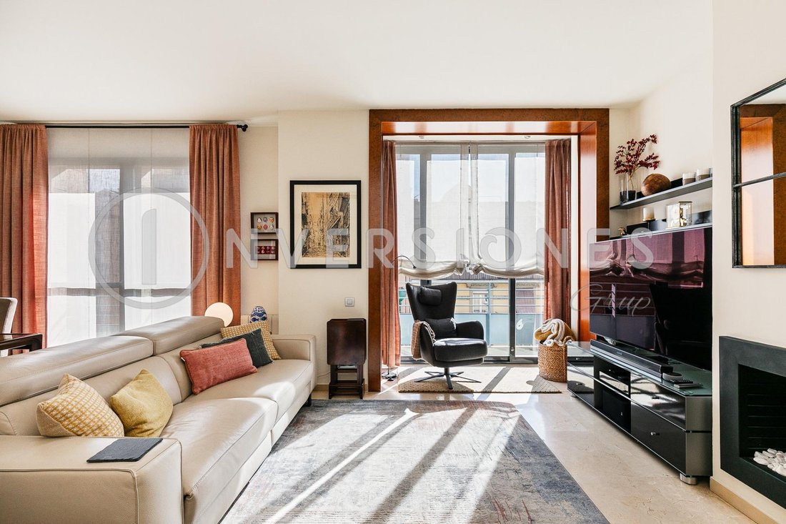 Penthouse in Eixample, Barcelona, Spain 3 - 17335107