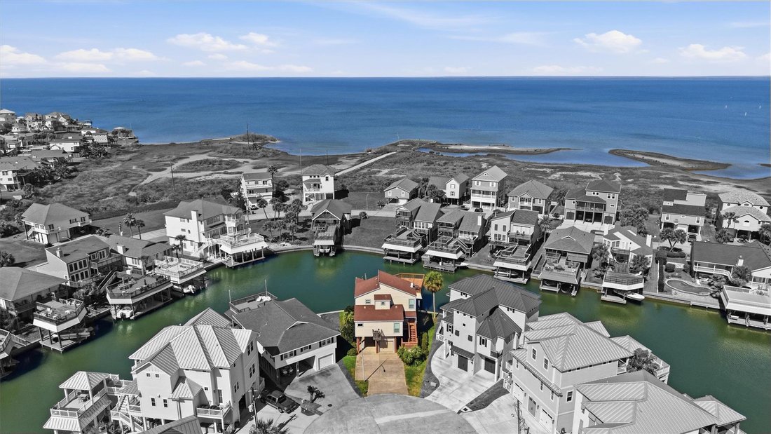 House in Galveston, Texas, United States 1 - 17334071