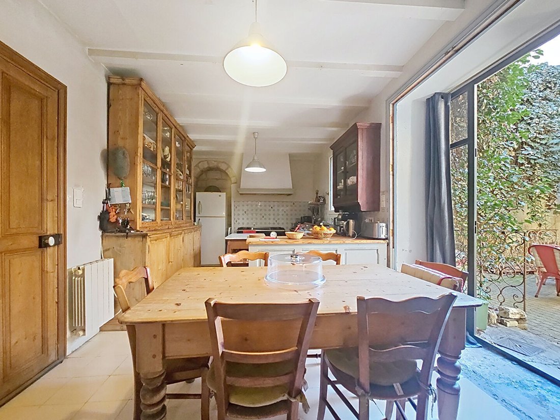 Villa in Avignon, Provence-Alpes-Côte d'Azur, France 4 - 17335270