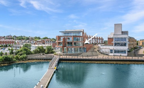Apartment in Lymington, England 1