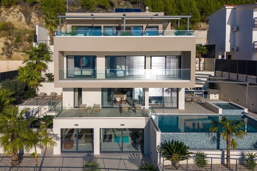 Villa in Omis, Split-Dalmatia County, Croatia 2 - 17335333