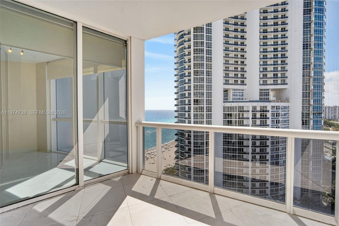 Condo in Sunny Isles Beach, Florida, United States 2 - 17333951