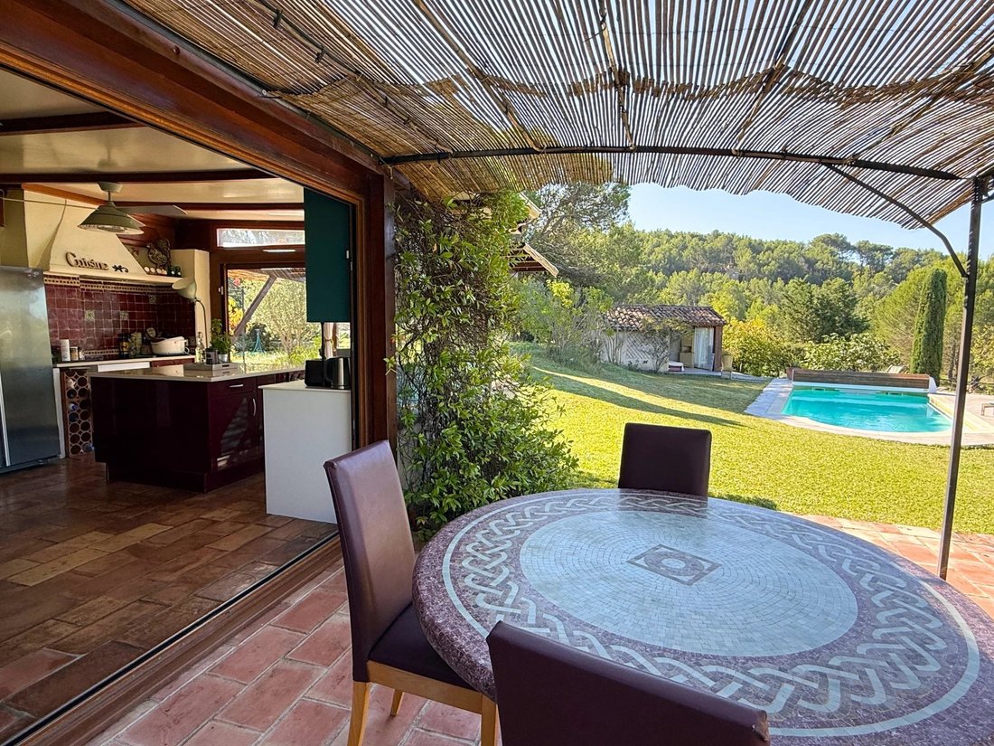 Maison à Rognes, Provence-Alpes-Côte d'Azur, France 1 - 17333559
