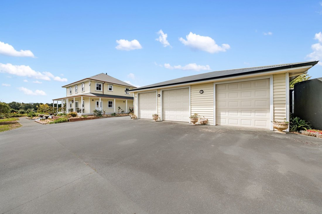 Wellsford, Auckland, New Zealand 4 - 16660230