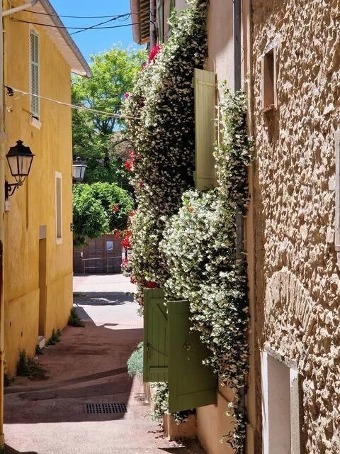 Townhouse in Vieille Ville, Antibes, France 2 - 17332409
