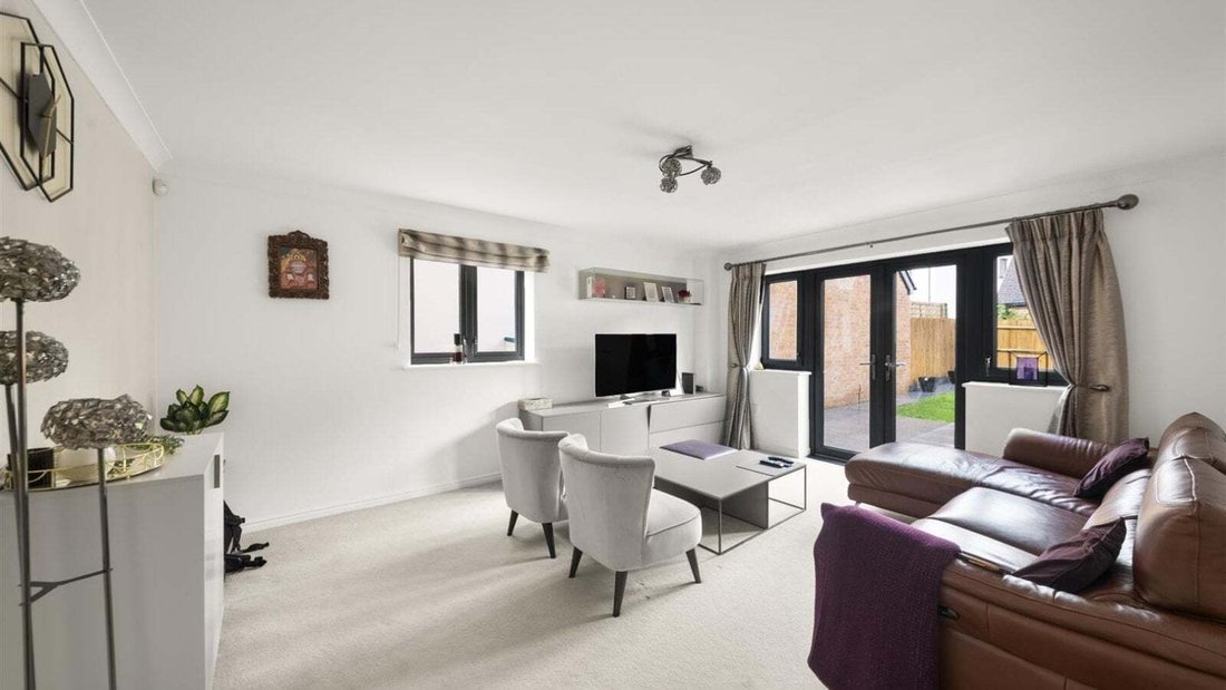House in Uxbridge, Hillingdon, England 3 - 17333208