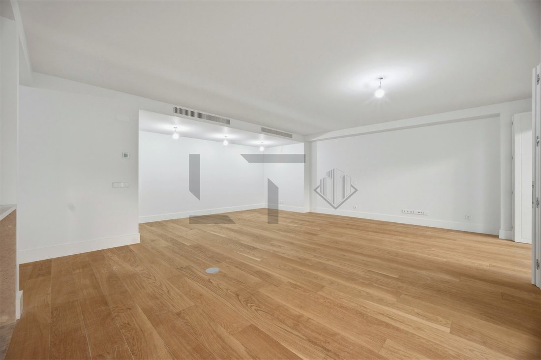 Apartment in Arroios, Lisbon, Portugal 5 - 17335637