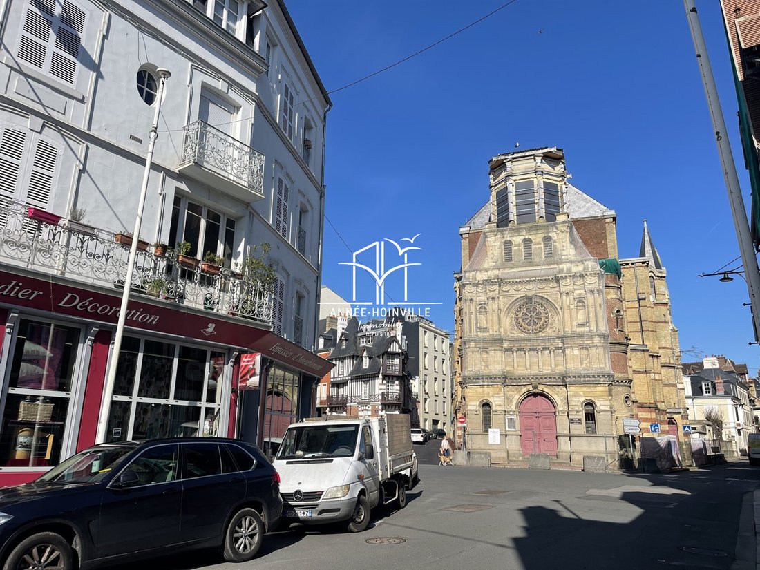 House in Trouville-sur-Mer, Normandy, France 1 - 17229165