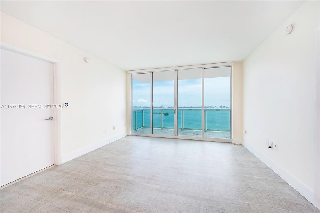 Condo in Miami, Florida, United States 4 - 17336529
