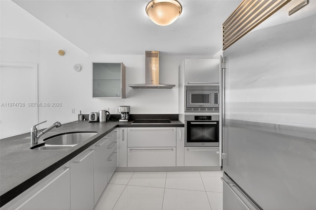 Condo in Sunny Isles Beach, Florida, United States 3 - 17333951