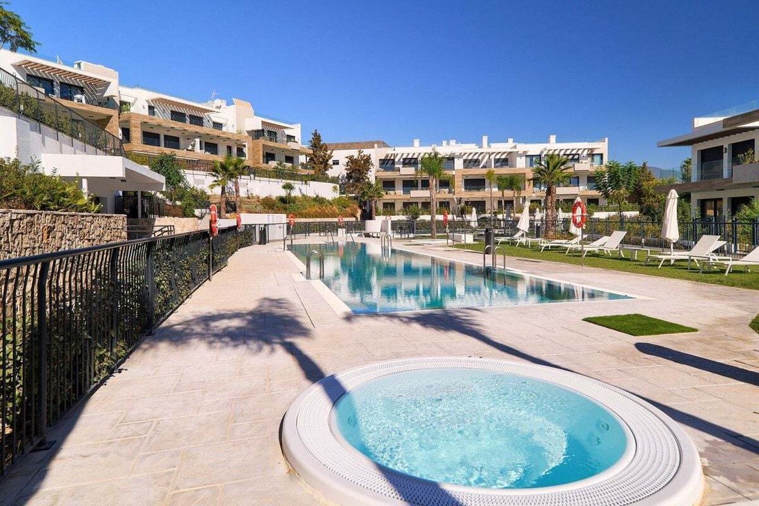 Apartment in Estepona, Andalusia, Spain 5 - 14587580