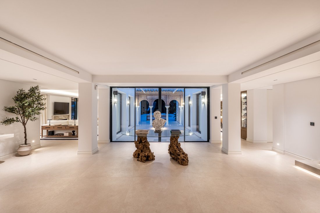 Villa in Nueva Andalucia, Marbella, Spain 5 - 14152720