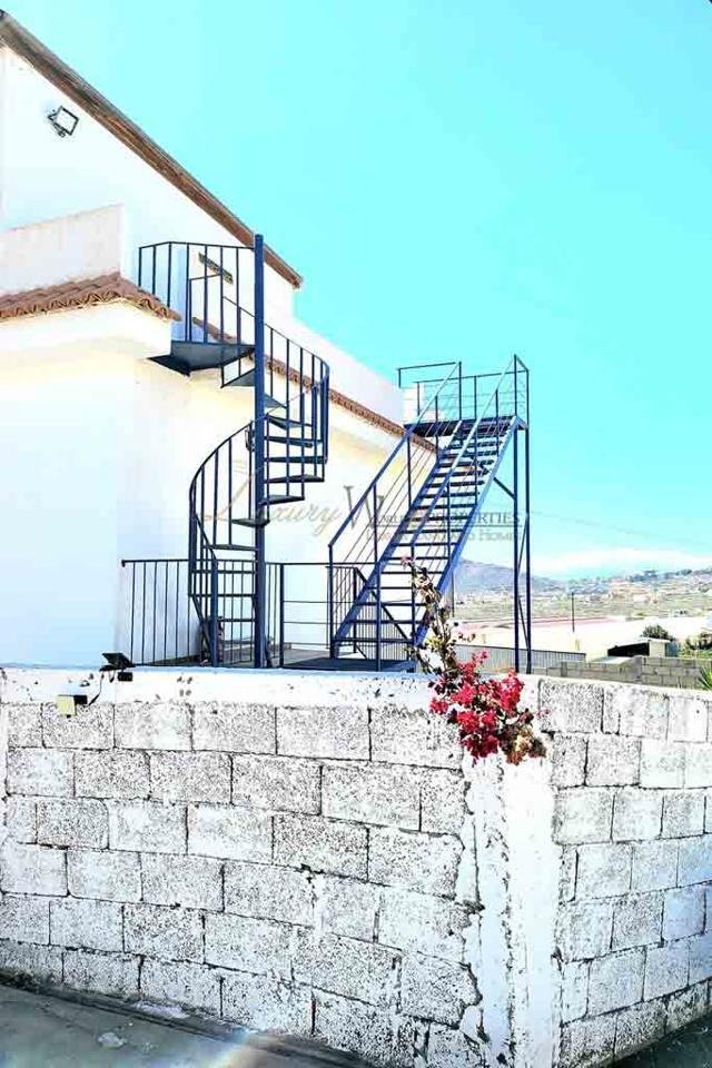 Villa in Arona, Canary Islands, Spain 4 - 17333609