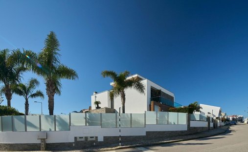 Villa à Charneca de Caparica et Sobreda, Setúbal Municipality, Portugal 1