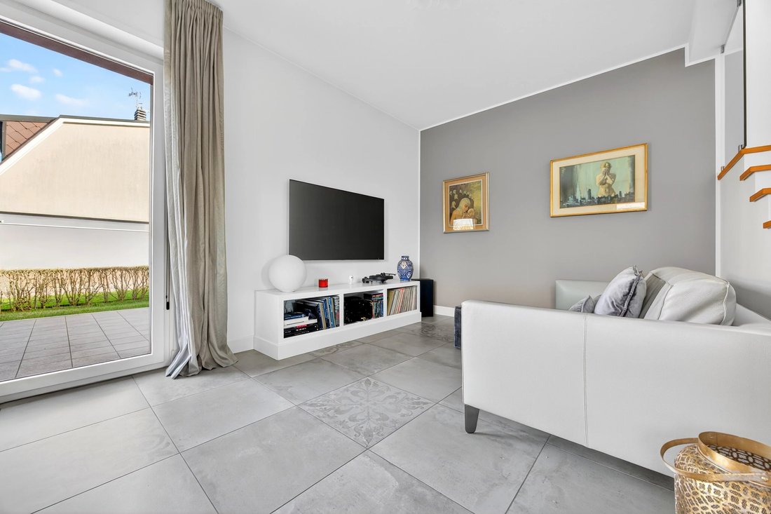 Villa in Arese, Lombardy, Italy 4 - 17333364