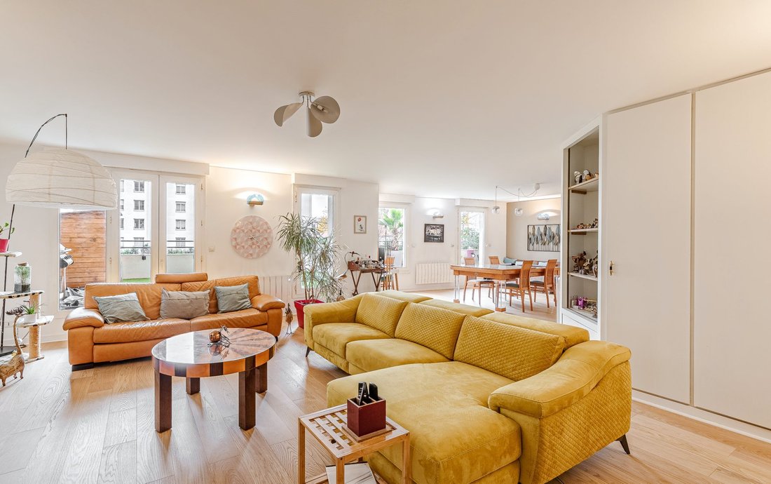 Apartment in Zola - Pressence, Villeurbanne, France 2 - 17328640