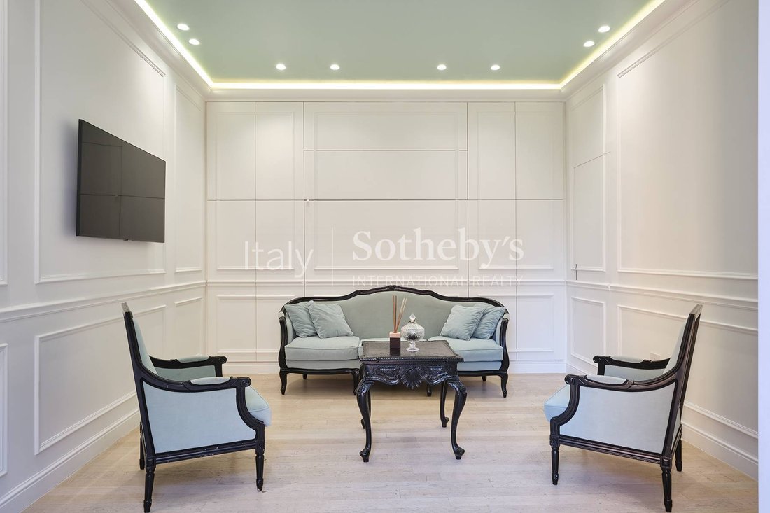 Apartment in Naples, Campania, Italy 3 - 17336184