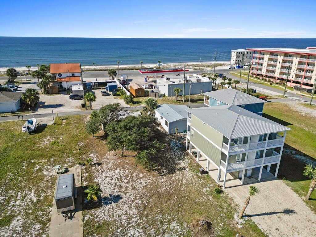 Port St. Joe, Florida, United States 2 - 17333216