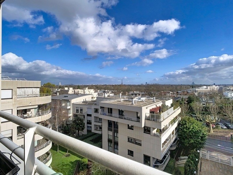 Apartment in Suresnes, Ile-de-France, France 2 - 17334356
