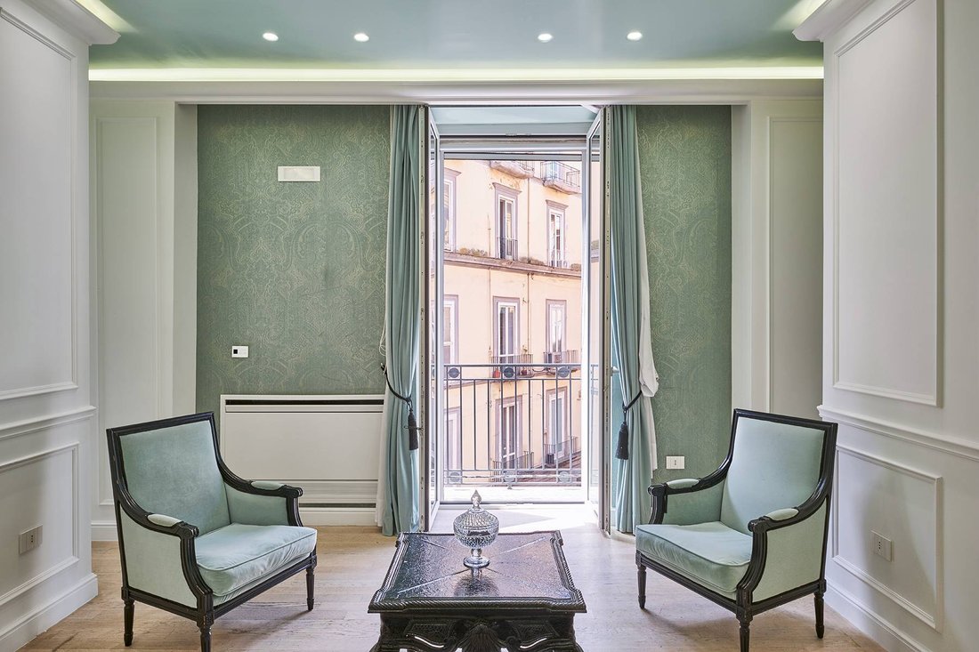 Apartment in Naples, Campania, Italy 1 - 17336184