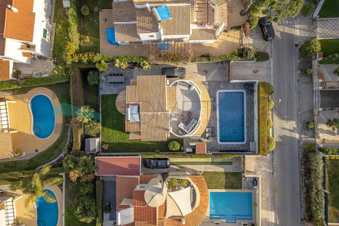 House in Vilamoura, Quarteira, Algarve 1 - 17335569